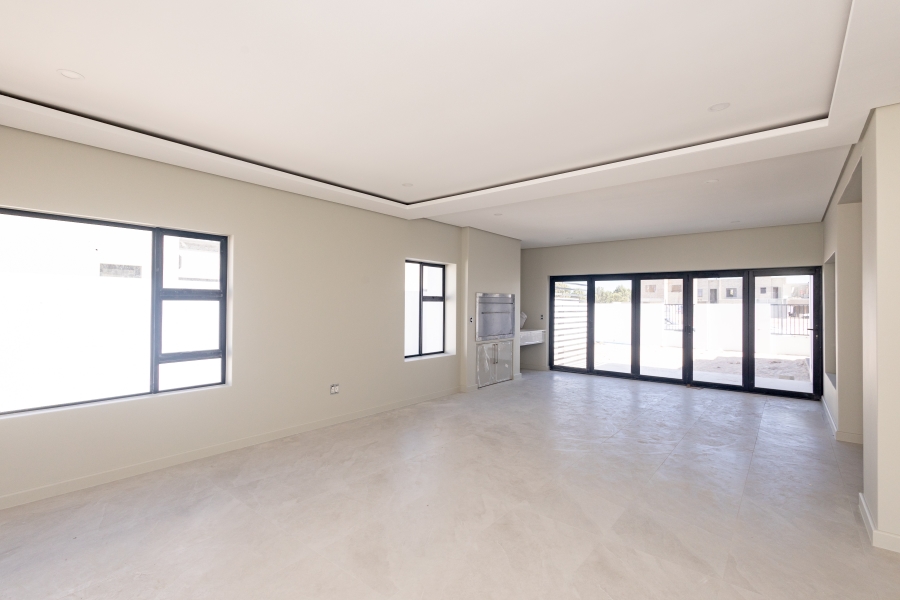 4 Bedroom Property for Sale in Sandown Western Cape